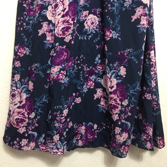 Alter’d State Floral Maxi Dress - Picture 5 of 11